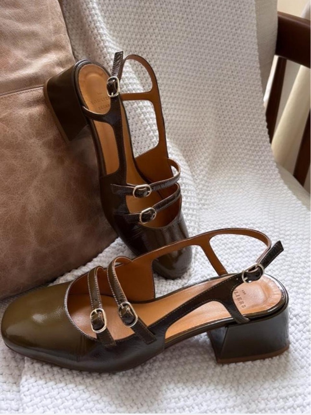 Sézane Paula Babies in Olive Patent Leather - Picture 5 of 8
